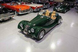 Morgan Plus 4 Cabriolet / Roadster 2026 Green