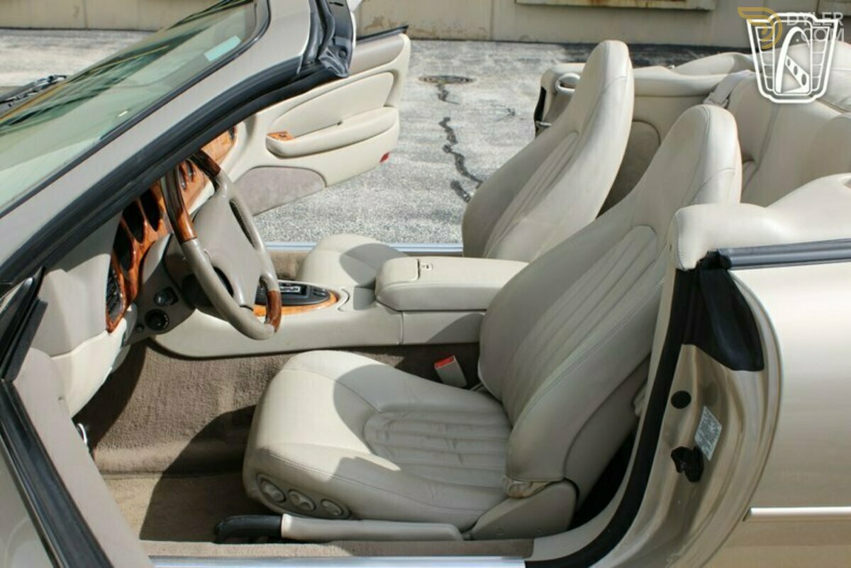 1999 Jaguar XK8, foto 12