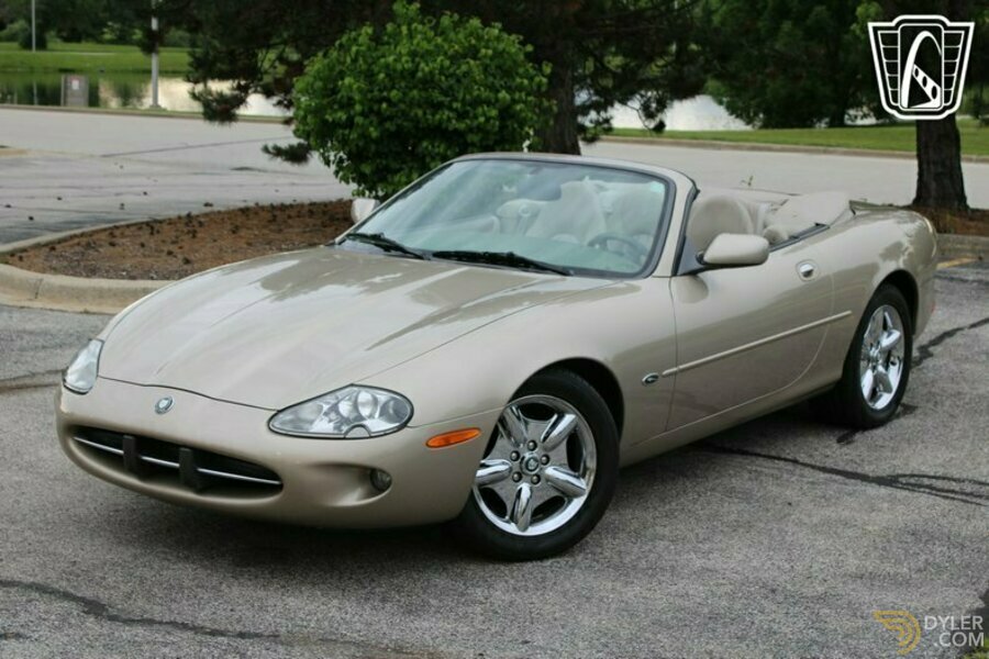 Classic 1999 Jaguar XK8 For Sale. Price 17 500 USD - Dyler