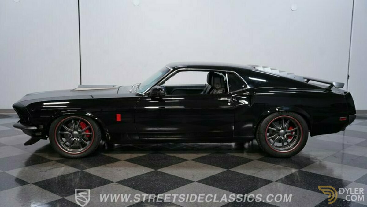 1969 Ford Mustang Fastback Coyote Restomod, foto 2