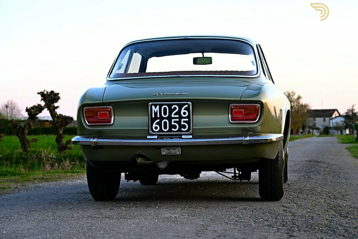 1972 Alfa Romeo GT 1300 junior, foto 1