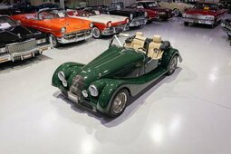 Morgan Plus 4 Cabriolet / Roadster 2026 Green