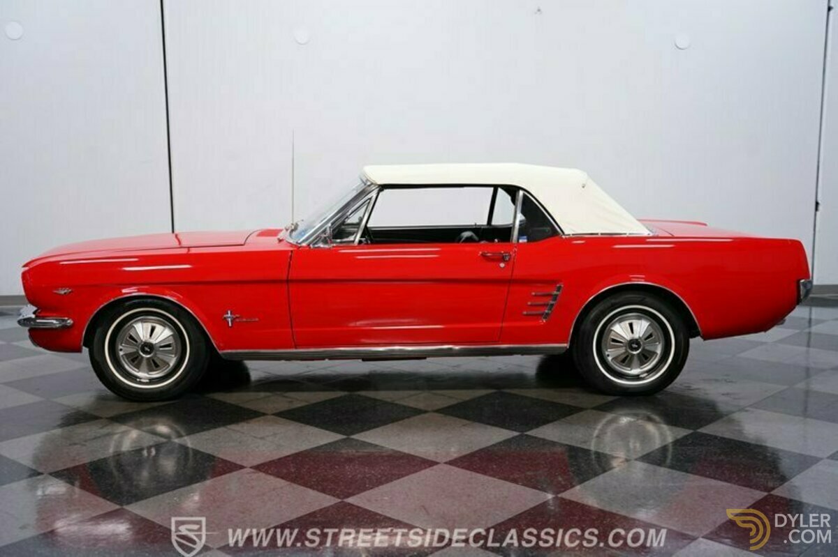 1966 Ford Mustang Convertible, foto 2
