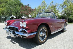 Chevrolet Corvette Cabriolet / Roadster 1962 Burgund