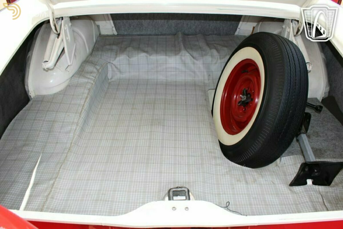 1957 Ford Fairlane, foto 3