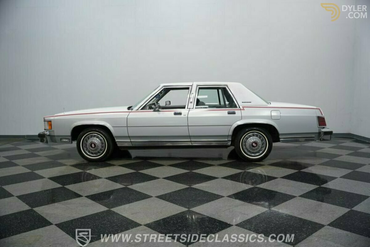 1985 Mercury Grand Marquis LS, foto 2