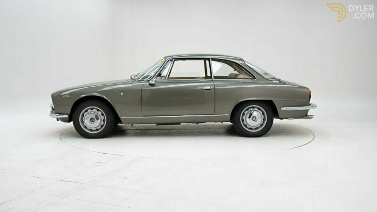 1961 Alfa Romeo 2000, foto 8