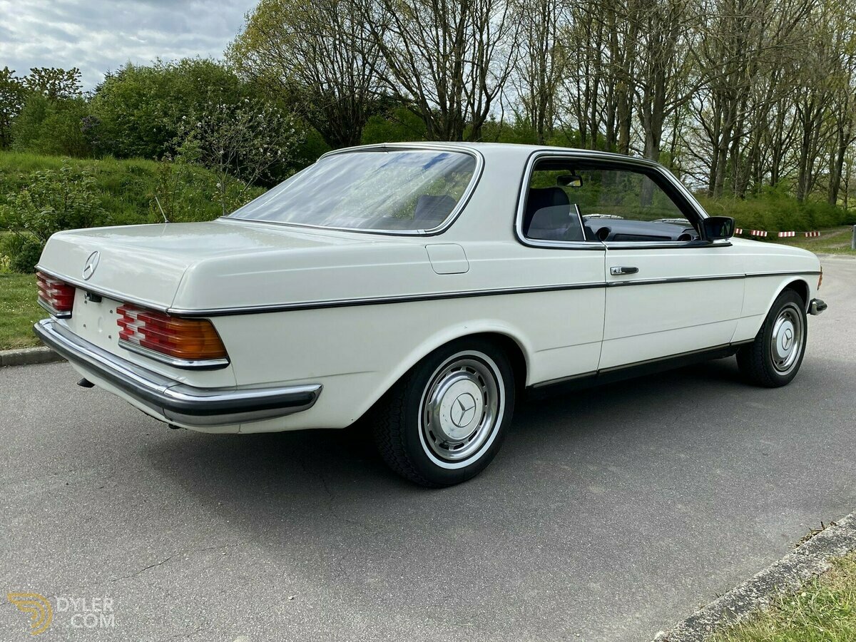 1980 Mercedes-Benz 230, foto 5