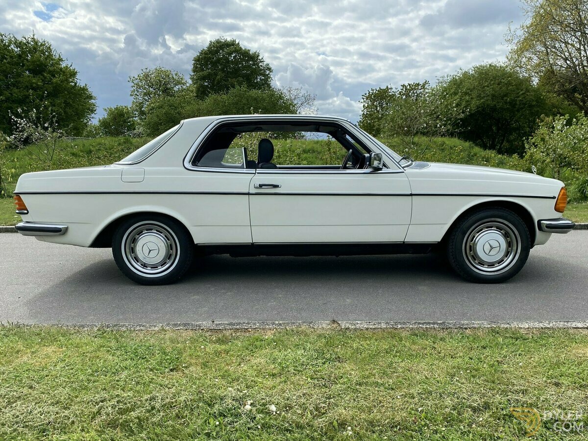 1980 Mercedes-Benz 230, foto 6