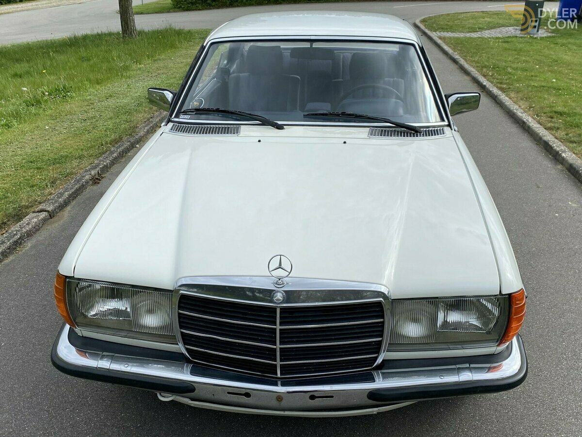 1980 Mercedes-Benz 230, foto 9