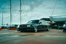 Toyota Century 1999 Azul