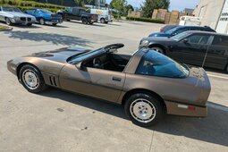 Chevrolet Corvette C4 - Coupé Targa cabriolet Coupe 1986 Marrón