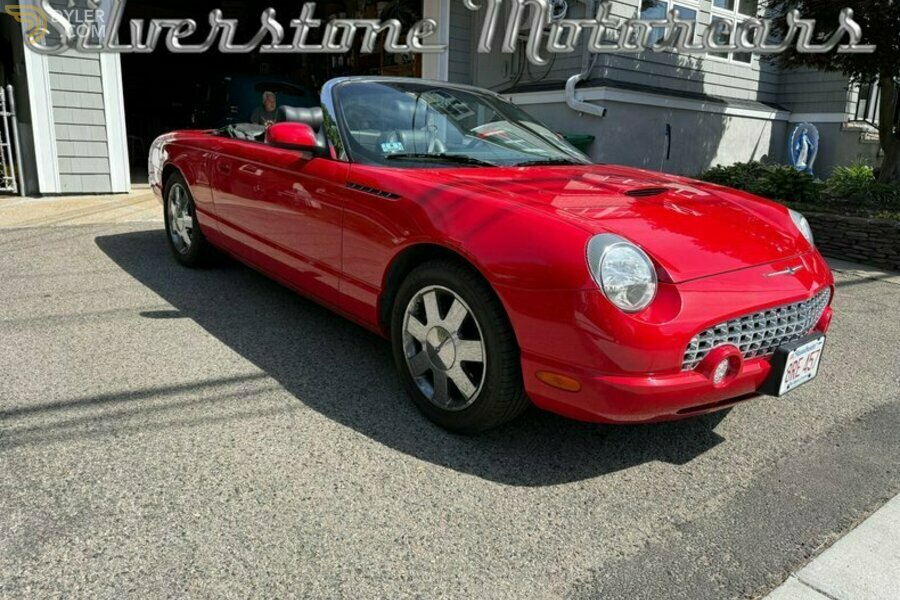 EMINEM CAR FORD THUNDERBIRD赤 2002 Ford Thunderbird Para venda. Preço 23 000 USD - Dyler