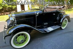 Ford Model A Roadster Deluxe Cabriolet / Roadster 1931 Black