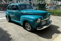 Ford F-100 Sedan Sedan / Saloon 1946 Turquoise