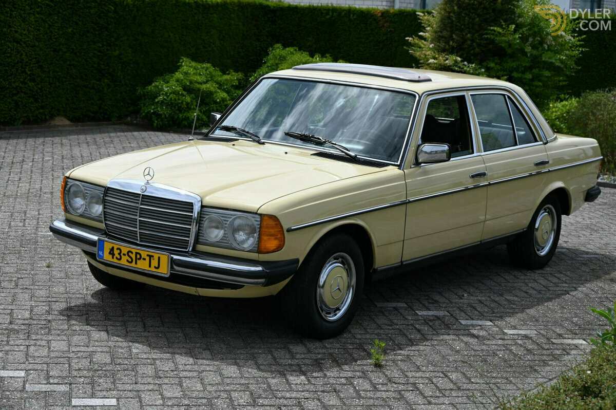 1978 Mercedes-Benz 240 Sedan, foto 4