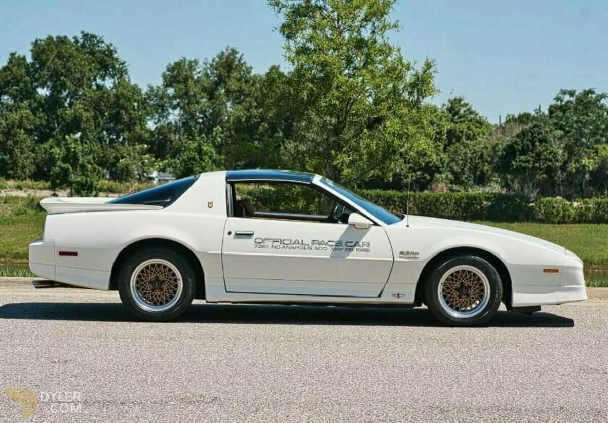1989 Pontiac Firebird 20th Anniversary Indy 500 Pace Car, foto 2