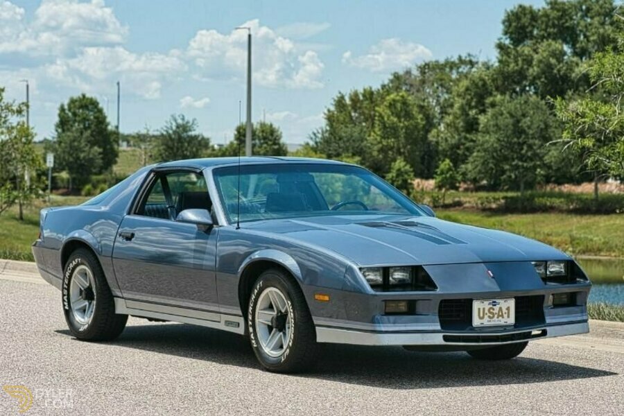Classic 1983 Chevrolet Camaro Z28 For Sale. Price 25 500 USD - Dyler