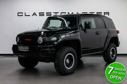Toyota FJ Cruiser VVT-i V6 SUV 2008 Schwarz