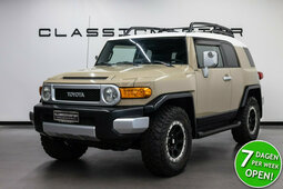 Toyota FJ Cruiser VVT-i V6 SUV 2011 Beige