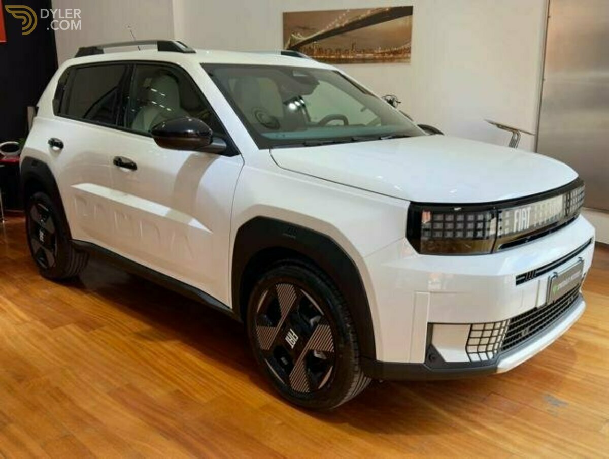 2025/07/23注文分(*」´□`)」f.pandaさんの専用だよー！ 2025 Fiat Panda 1.2 Hybrid 110 CV S&S La Prima uff. Italiana For