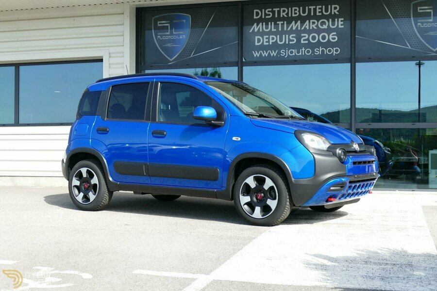 2025/07/23注文分(*」´□`)」f.pandaさんの専用だよー！ 2023 Fiat Panda 1.0i BSG - 70 S&S MY23 III Cross PHASE 2 For Sale