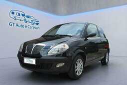 Lancia Ypsilon 1.2 Argento Hatchback 2004 Black