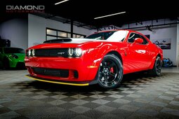 Dodge Challenger Coupe 2018 Red
