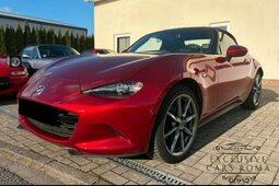 Mazda MX-5 Sport Cabriolet / Roadster 2023 Red