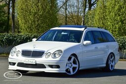 Mercedes-Benz E 500 Avantgarde Estate Car 2004 White