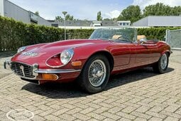 Jaguar XK V12 Cabriolet S3 Cabriolet / Roadster 1974 Red
