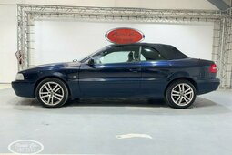 Volvo C70 2.0t Cabriolet / Roadster 2000 Blue