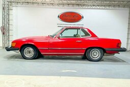 Mercedes-Benz 450 SL Cabriolet / Roadster 1980 Red