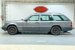 Mercedes-Benz 230 TE Estate Car 1987 Grey
