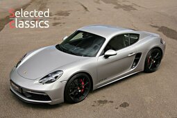Porsche 911 GTS Coupe 2020 Silver