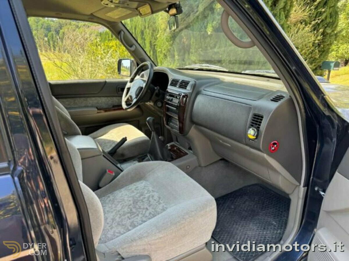 2001 Nissan Patrol GR 3.0TD Di Luxury ASI, foto 6