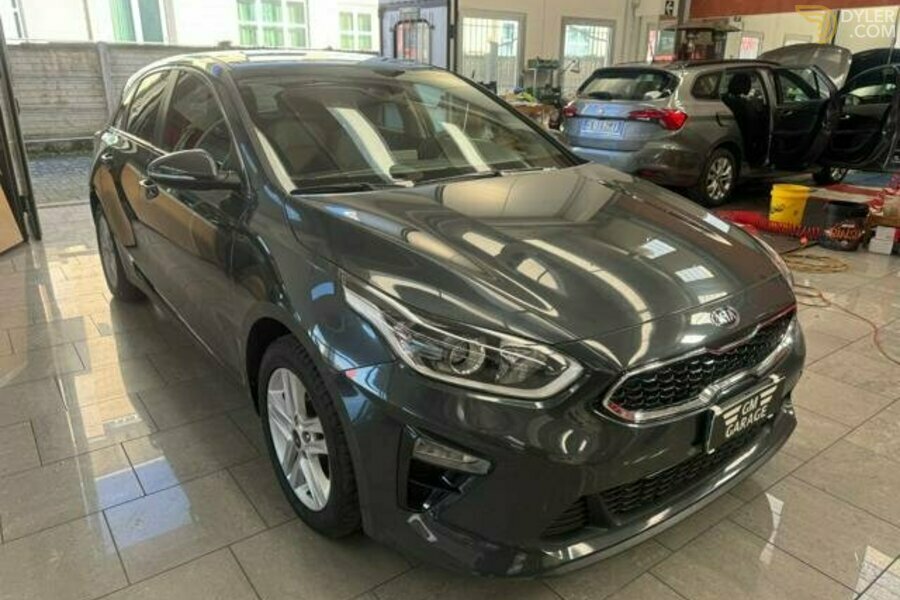 Kia Ceed Business Class Sedan / Saloon 2019 Grey