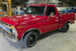 Ford Pickup Custom Ritiro 2022 Rosso