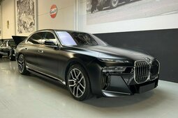 BMW i7 x-drive 60 Limousine 2023 Schwarz