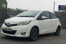 Toyota Yaris Trend Hatchback 2013 White