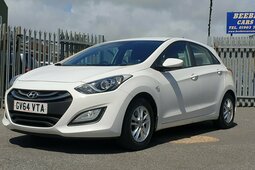 Hyundai i30 Active Hatchback 2015 White