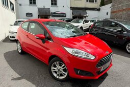 Ford Fiesta Zetec Hatchback 2016 Red