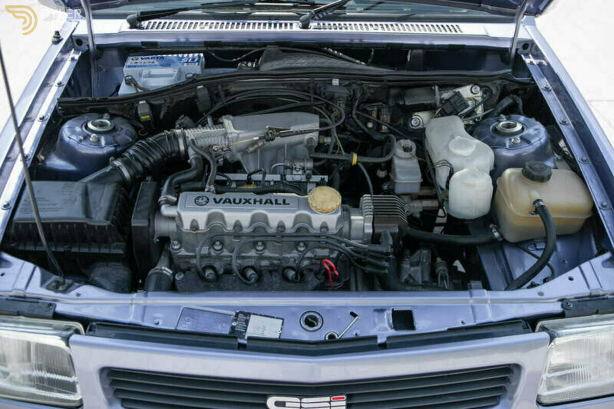 1993 Vauxhall Nova GSi, foto 3
