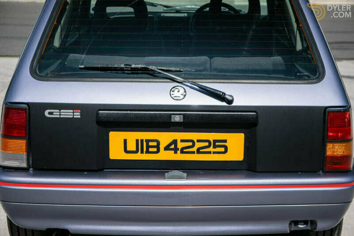 1993 Vauxhall Nova GSi, foto 11