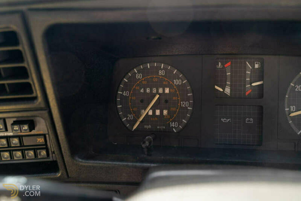 1986 Vauxhall Cavalier SRI, foto 10