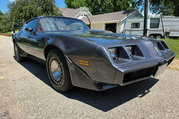Pontiac Firebird Trans Am 4.9L Turbo Coupe 1980 Grey