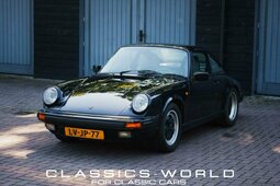Porsche 911 Carrera Coupe 1988 Black
