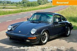 Porsche 911 Carrera Coupe 1987 Blue