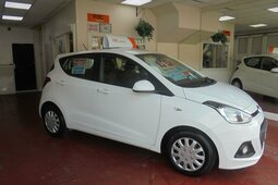 Hyundai i10 SE Hatchback 2016 White