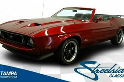 Ford Mustang Convertible Cabriolet / Roadster 1973 Red